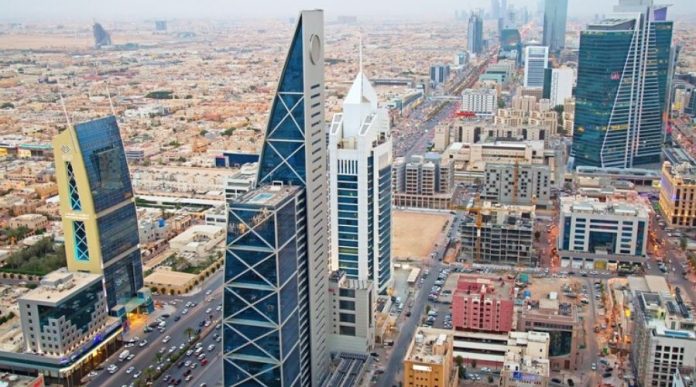 Saudi Arabia visa on arrival opens for India, Pakistan