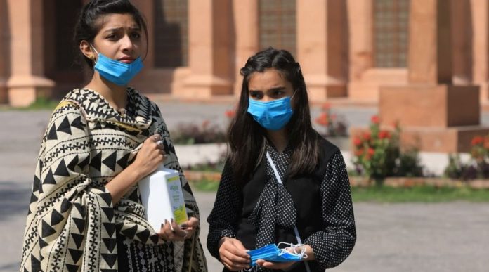 Pakistan records 1500 cases of Coronavirus, highest in the Southeast Asia